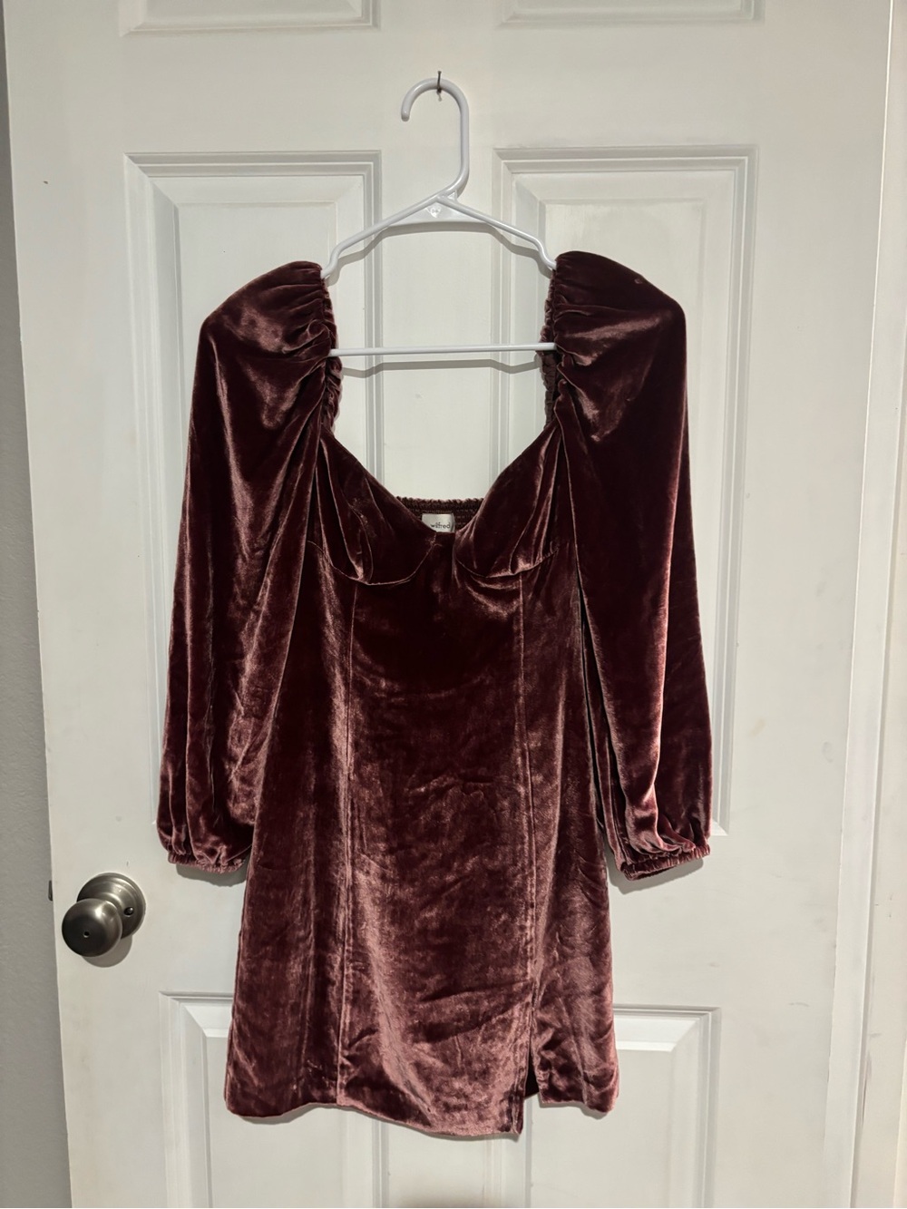 Wilfred Velvet Mini Dress in Wine